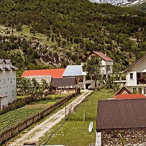  Gasthuis Skender Selimaj Albanië